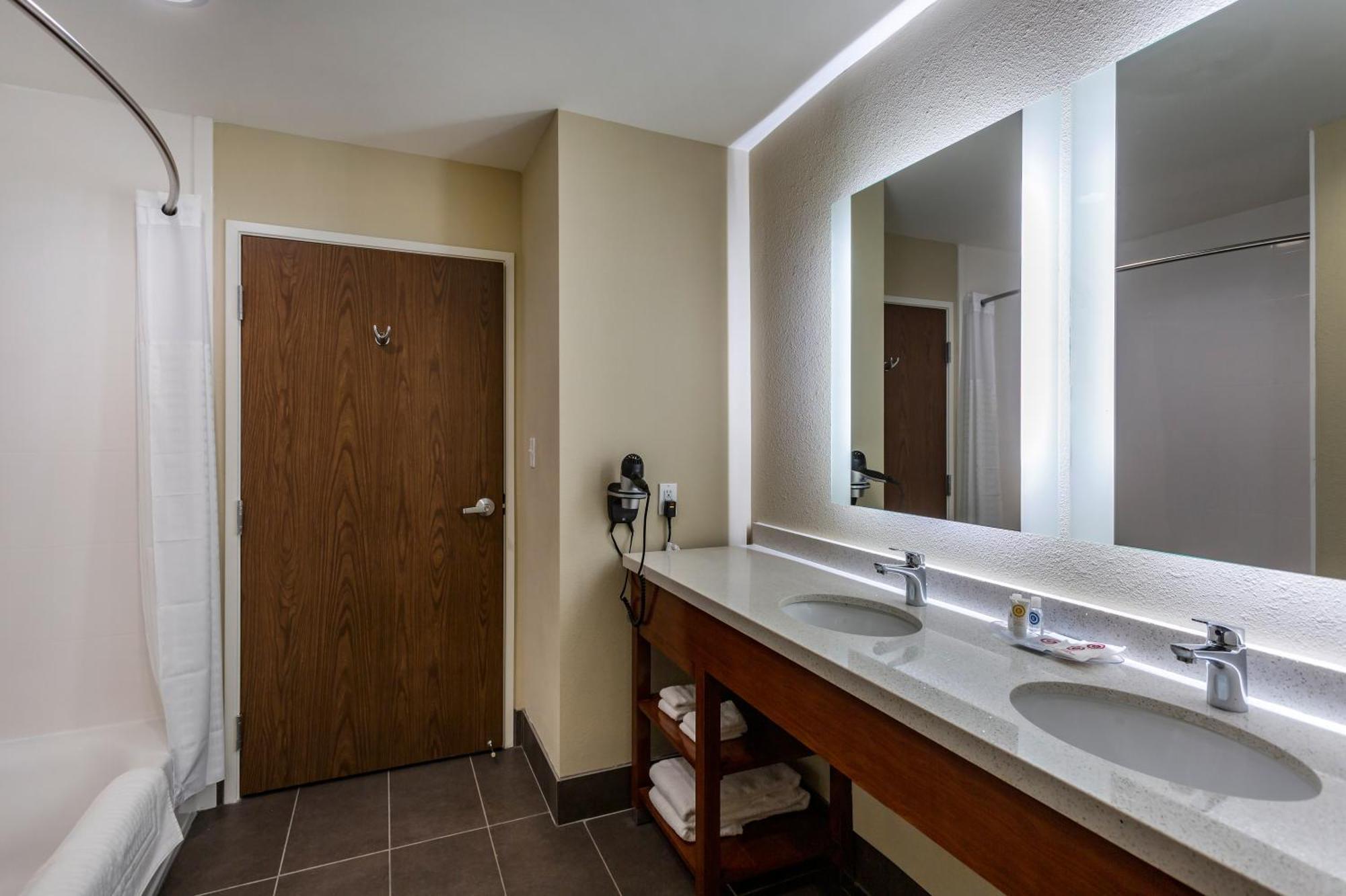 Comfort Suites Боулинг Грин Экстерьер фото