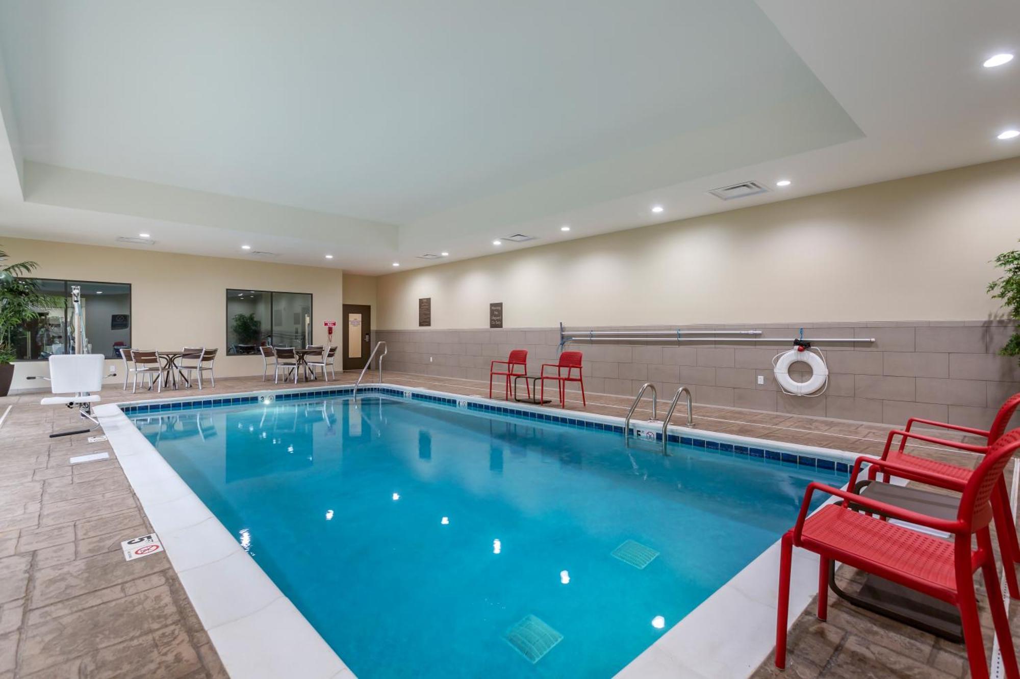 Comfort Suites Боулинг Грин Экстерьер фото